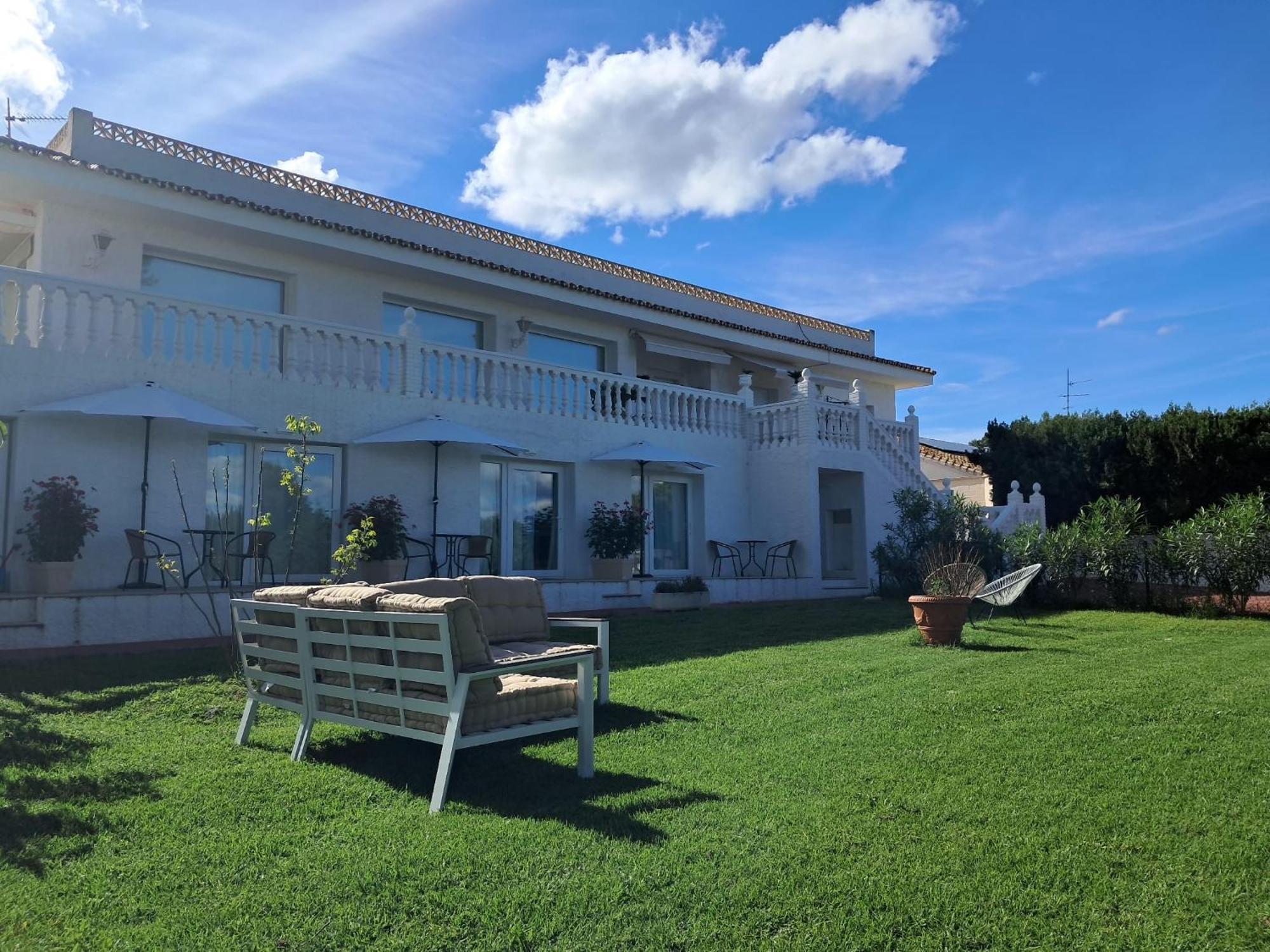 Villa Annalisa, Relax, Sleep And Fly! Malaga Bagian luar foto